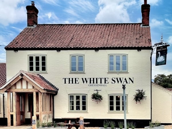 White Swan Dereham