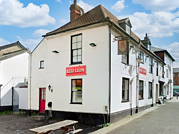 Red Lion Dereham