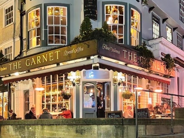 Garnet Norwich